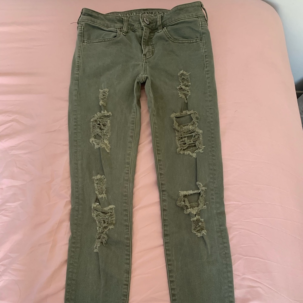 Army green mineral wash American eagle jeggings